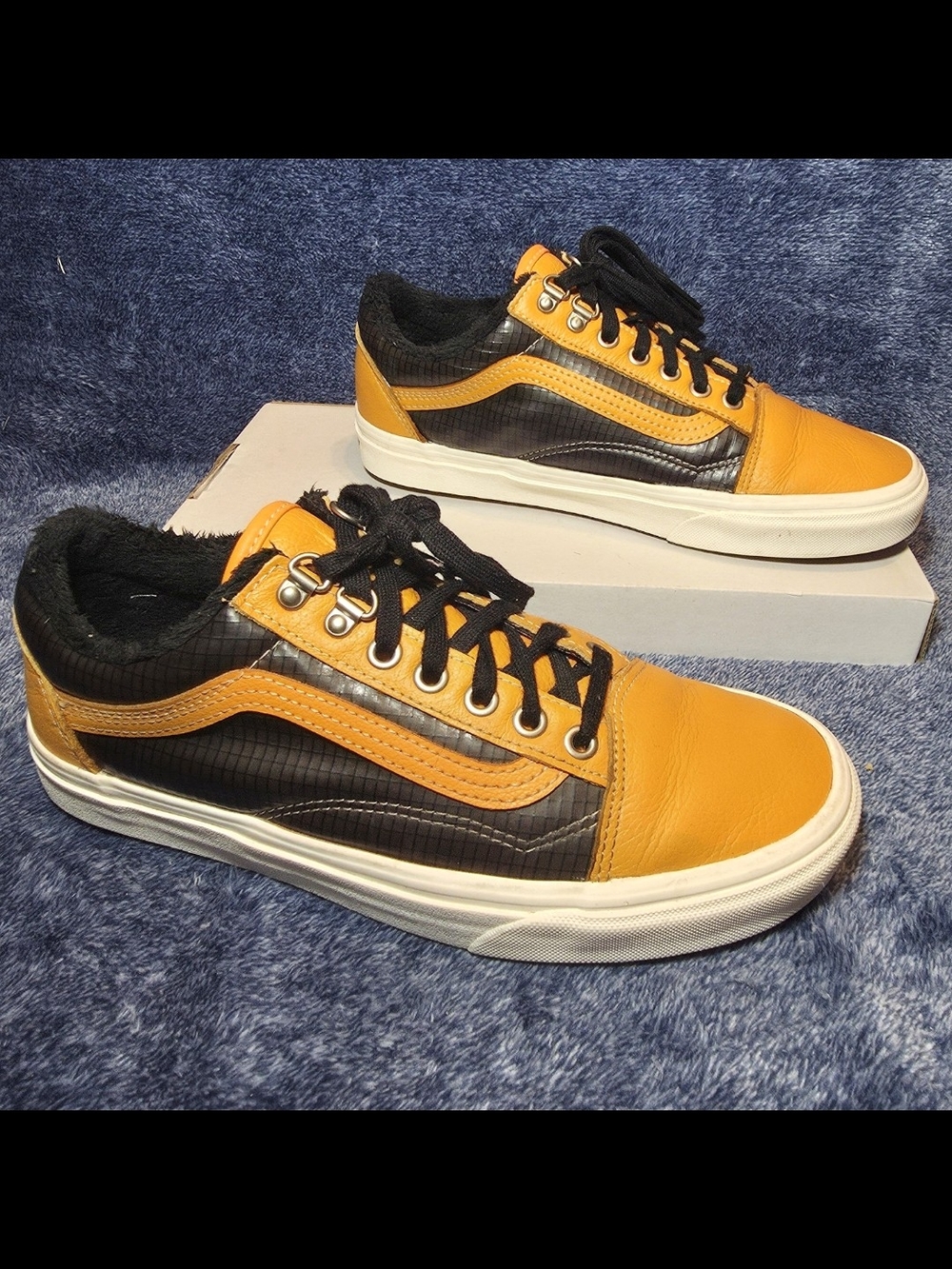 Vans Old Skool MTE (Apricot/Black)